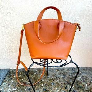 Tan/brown faux leather bucket purse